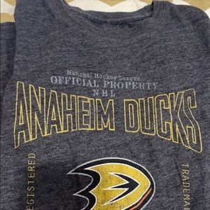 Anaheim Ducks tee